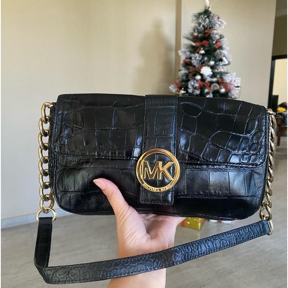 Michael Kors Handbags - ❌SOLD❌Michael kors baguette bag